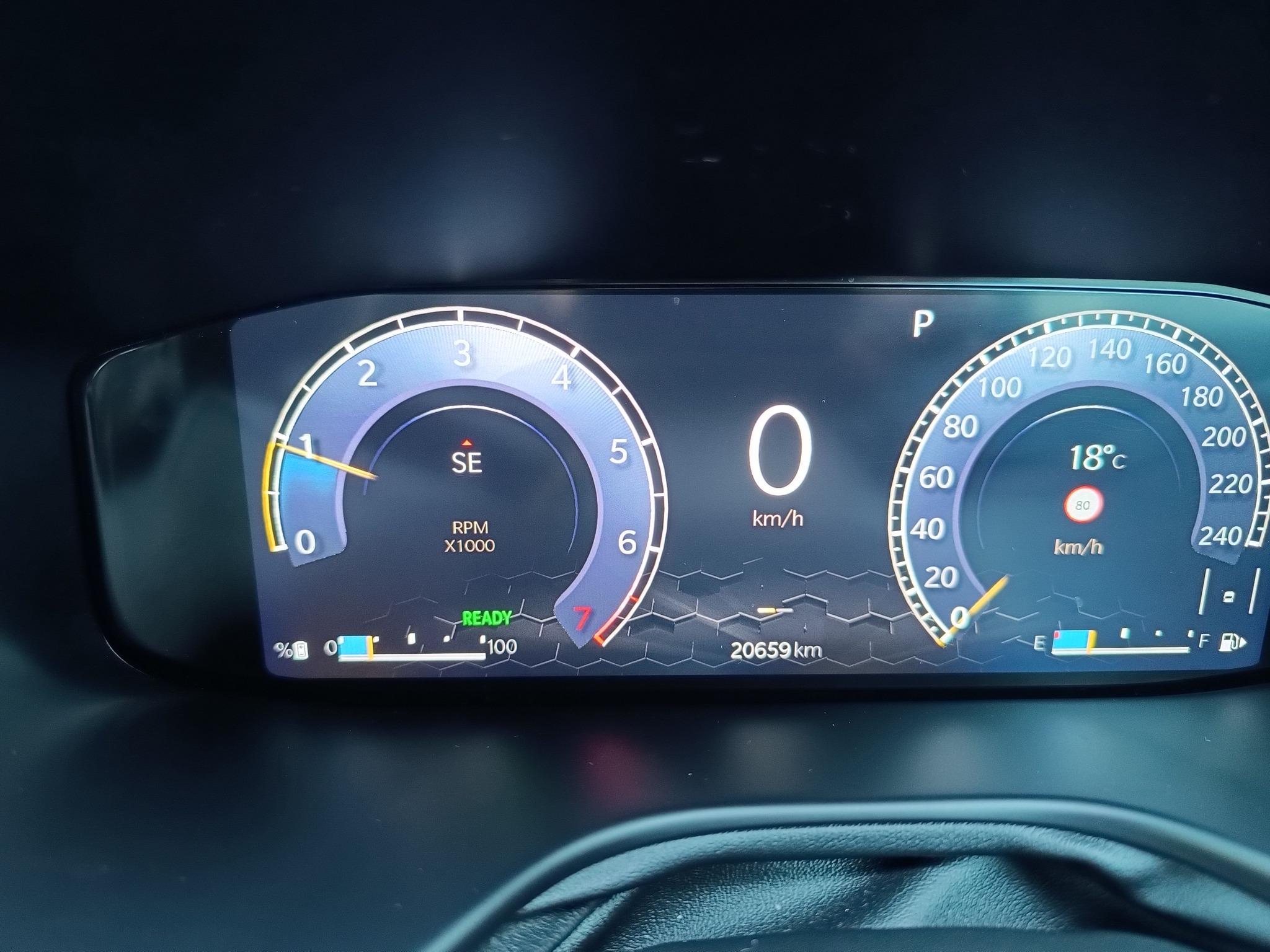 https://cache.vooxee.com/adverts/01/mi/01mi38qr8jmvdmk7vkdinsgw.jpg